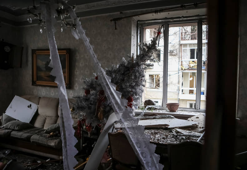 Квартира в доме в Харькове после ракетного удара