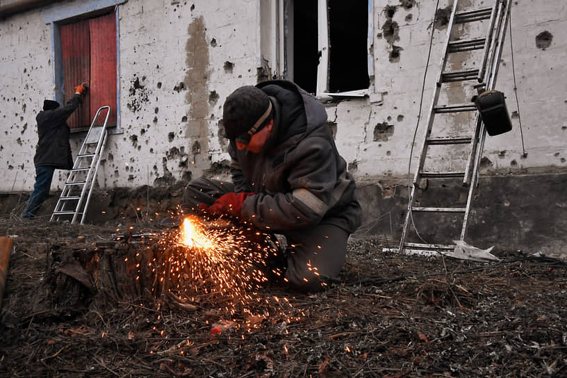 Ремонт газовой трубы жилого дома в Донецке