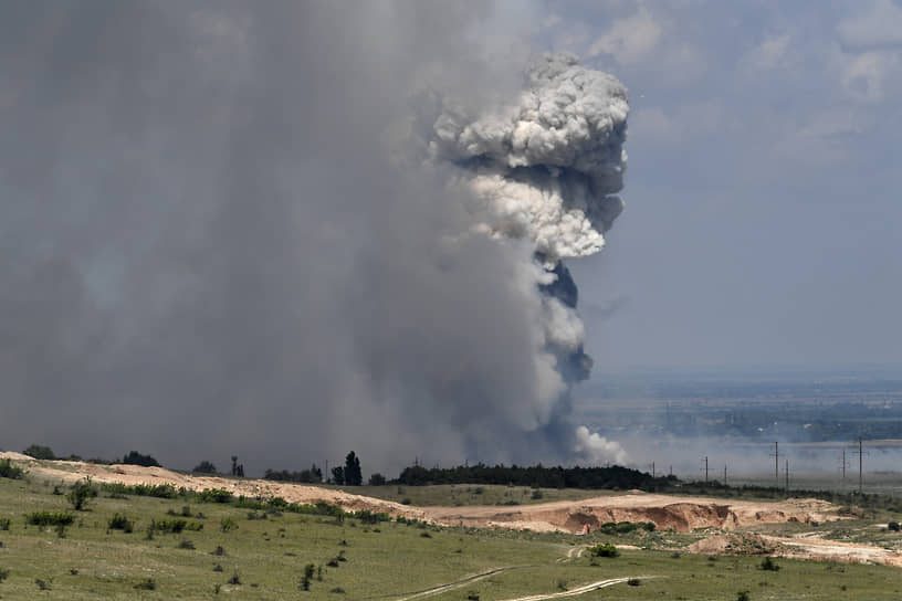 Пожар на полигоне в Кировском районе Крыма