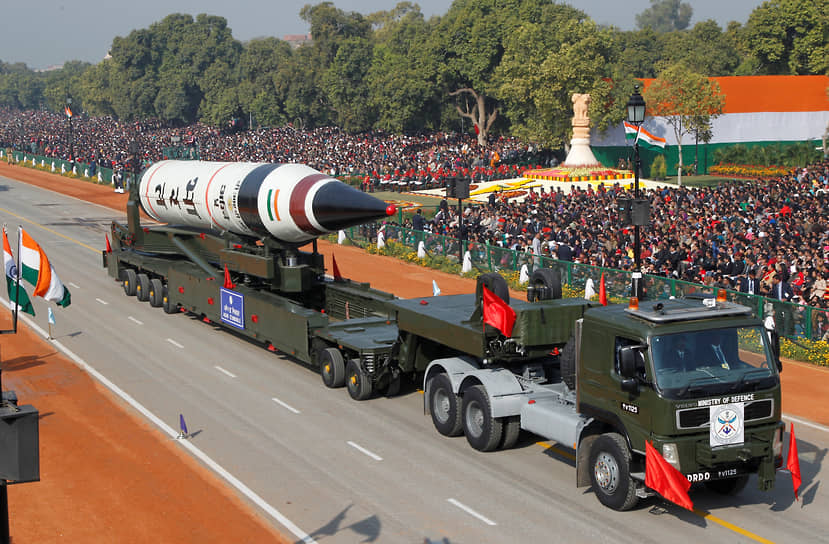 Индийская баллистическая ракета Agni-5 на параде в честь Дня республики, 2013 год