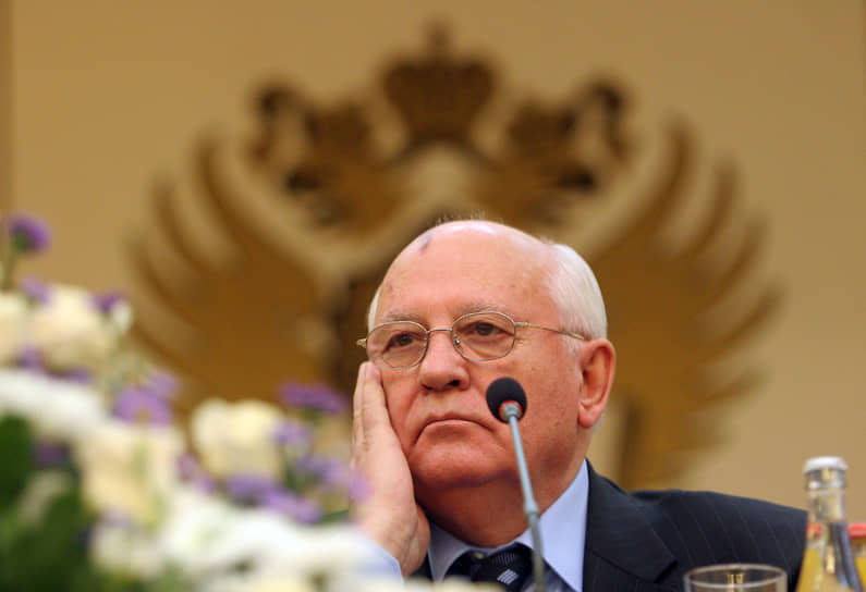 «Признали мы за благо отречься от престола» - Коммерсантъ