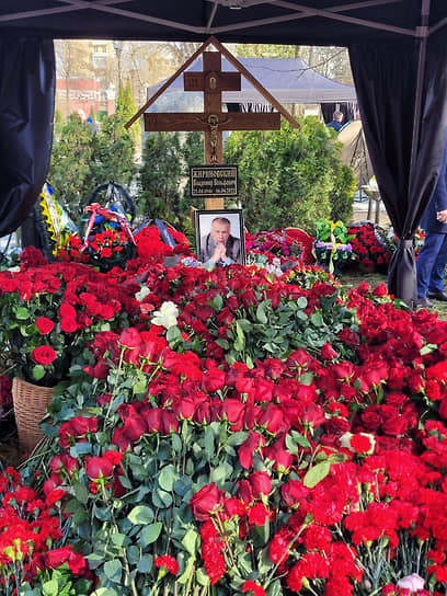Могила Владимира Жириновского на Новодевичьем кладбище