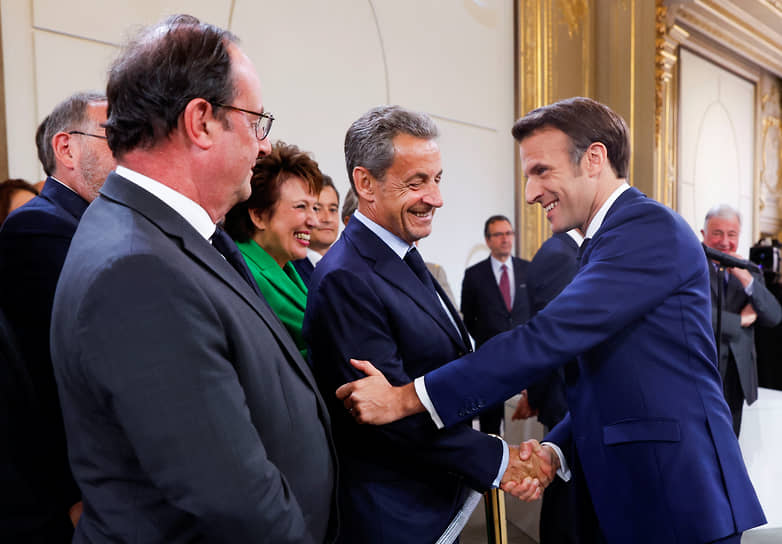 Инаугурация президента Франции. Слева направо: Франсуа Олланд, Николя Саркози и Эмманюэль Макрон