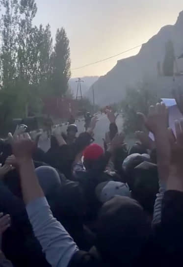 Протесты в Хороге Горно-Бадахшанской автономной области 