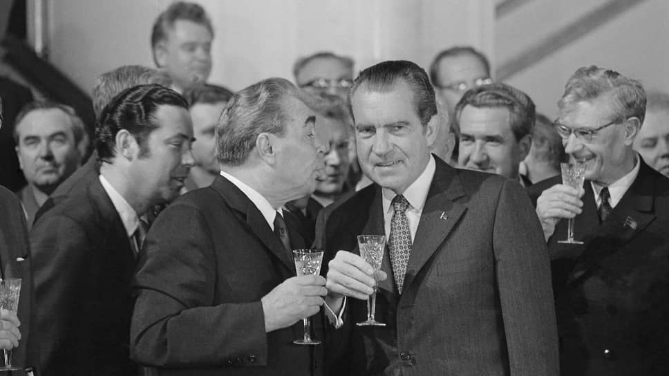 Как Брежнев и Никсон разряжали напряженность