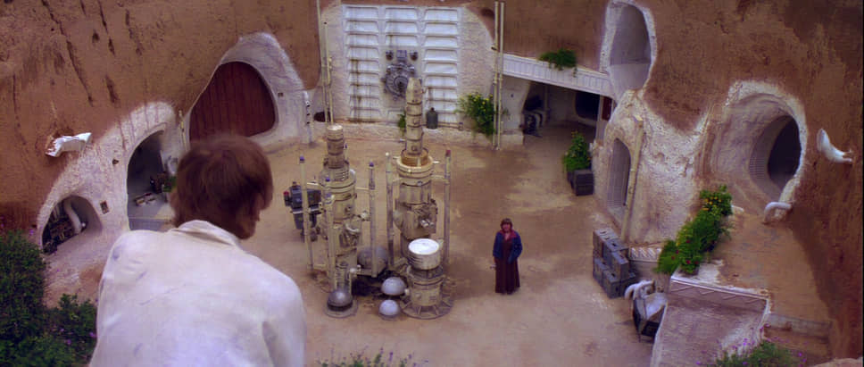 Интерьер дома Люка Скайуокера, кадр из фильма 