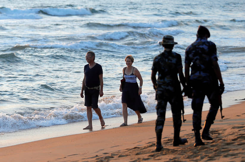 После «Пасхальных взрывов» 2019 года на пляжах Шри-Ланки появились армейские патрули