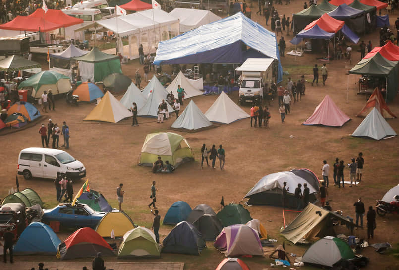Так выглядел палаточный лагерь протестующих, требовавших отставки президента Раджапаксы, до 9 мая 2022 года