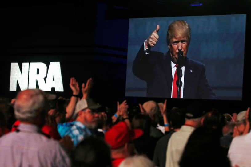 Президент США Дональд Трамп выступает форуме NRA в 2017 году