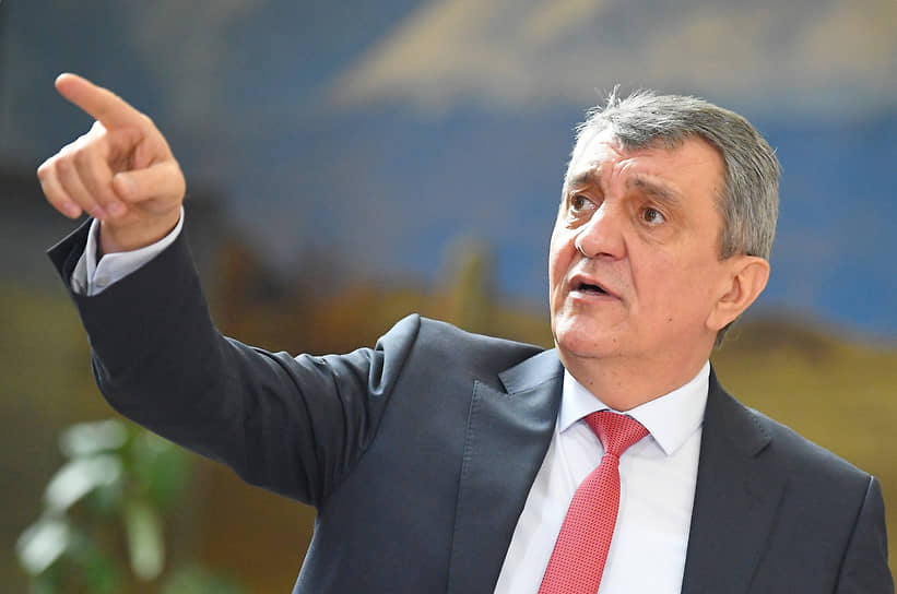 Глава Северной Осетии Сергей Меняйло занял третье место в рейтинге самых высокооплачиваемых
