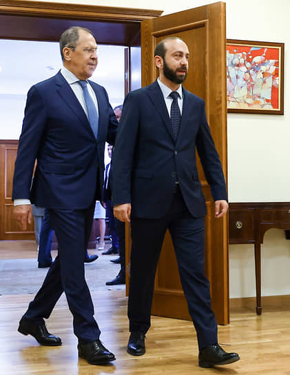 Министр иностранных дел России Сергей Лавров и министр иностранных дел Армении Арарат Мирзоян