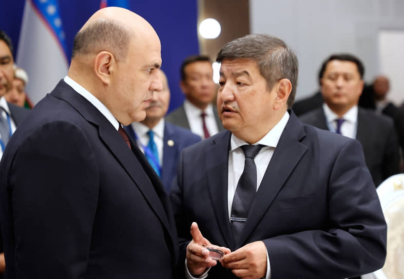 Премьер-министры России и Киргизии Михаил Мишустин (слева) и Акылбек Жапаров