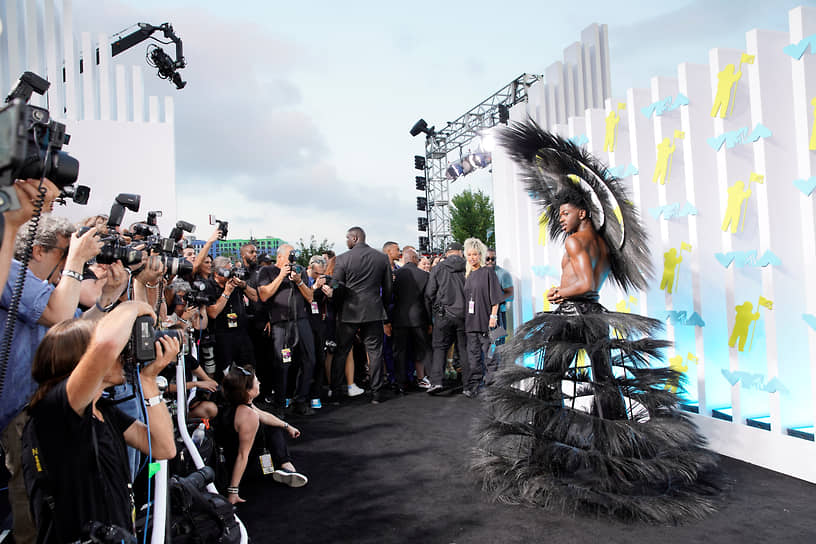 Ньюарк, США. Рэпер Lil Nas X на церемонии вручения наград MTV Video Music Awards 2022