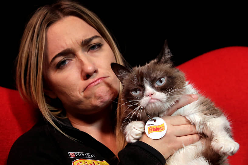 Grumpy Cat со своей хозяйкой Табатой Бандесен