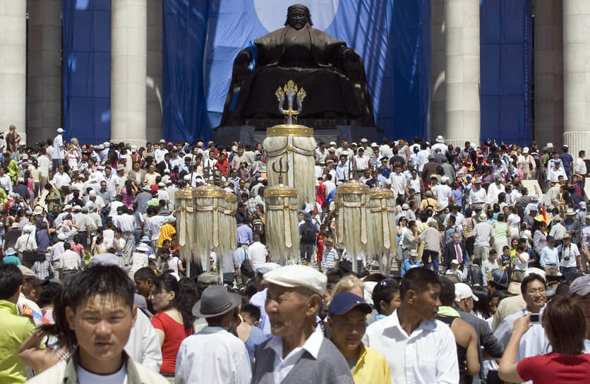 Торжественное открытие памятника Чингисхану