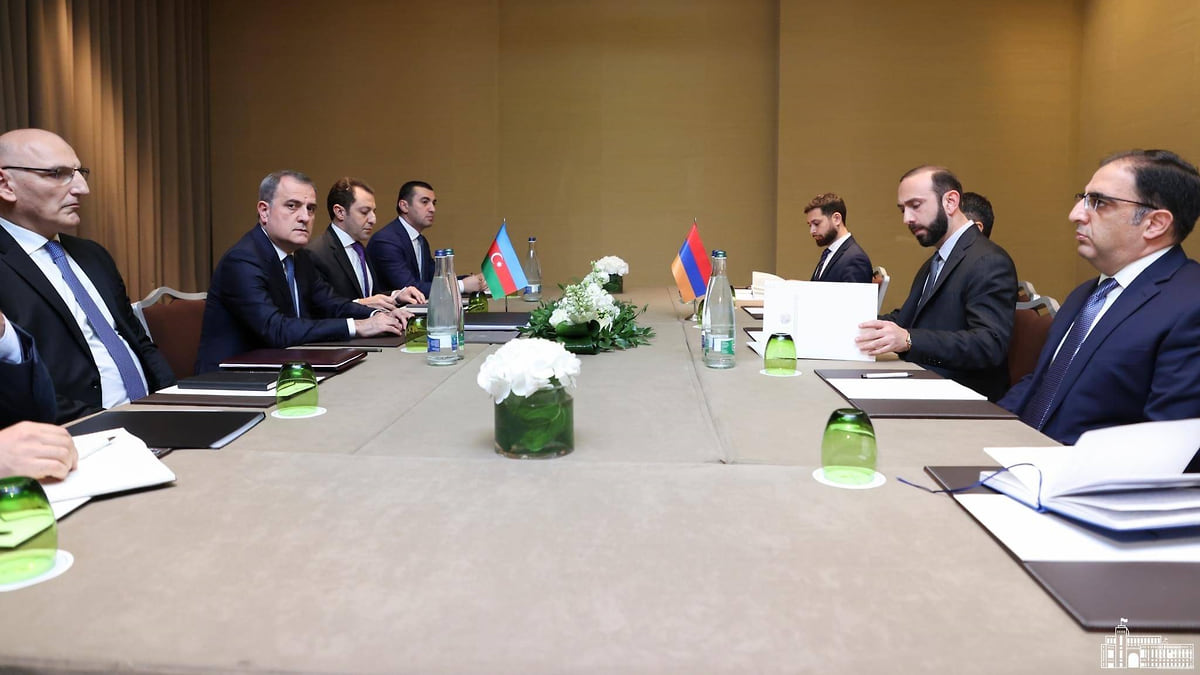 Армения и Азербайджан поговорили на языке обвинений