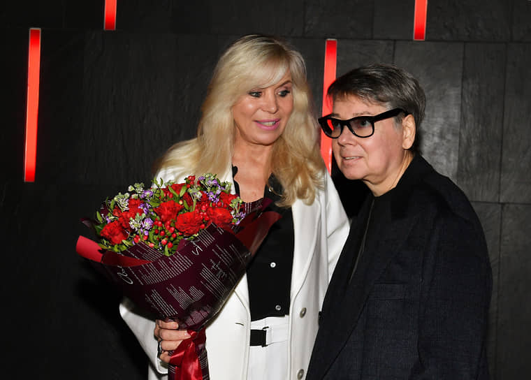 Модельер Валентин Юдашкин и его супруга Марина на премьере спектакля Аллы Сигаловой «Каренина. Процесс»