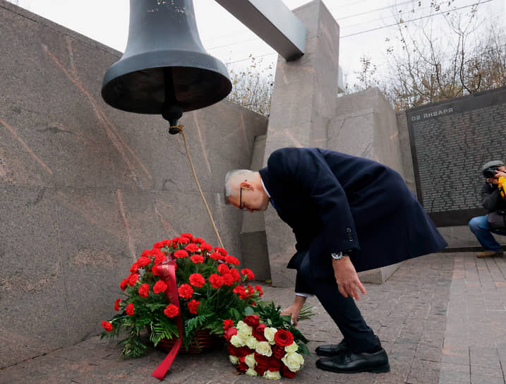 Участник акции памяти жертв сталинских репрессий на территории Бутовского полигона