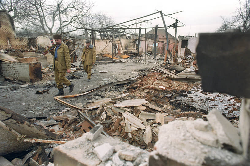 В ходе конфликта было разграблено и разрушено более 4 тыс. домов и квартир