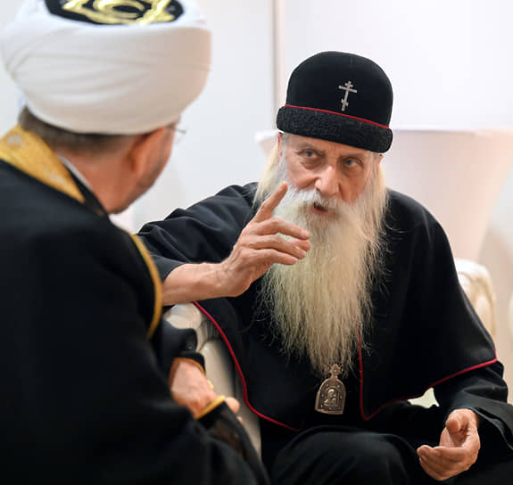 Старообрядец митрополит Корнилий и муфтий Равиль Гайнутдин выясняют про главное