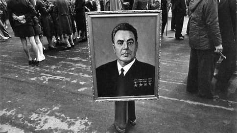 Три генсека в «гонке на лафетах» // Как 40 лет назад советским гражданам сообщили о смерти Леонида Брежнева