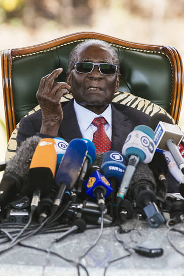 Через семь лет после обращения президента Зимбабве Роберта Мугабе с требованием вернуть в страну хранящиеся в Великобритании останки борцов за независимость до заявления британской стороны о готовности сотрудничать прошло семь лет