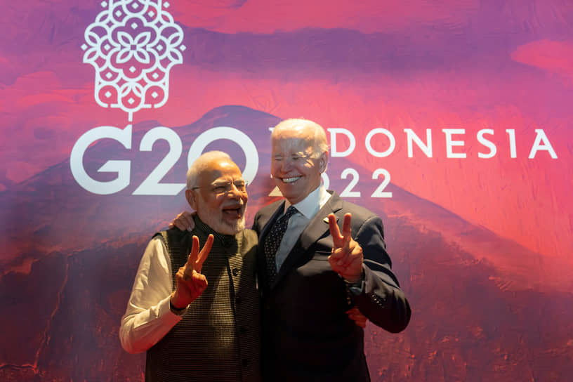 Премьер-министр Индии Нарендра Моди и президент США Джо Байден перед встречей на тему партнерства по глобальной инфраструктуре и инвестициям