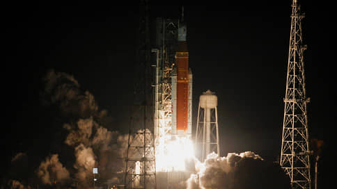 Артемида стала ближе к Луне // NASA отправило космический корабль Орион на орбиту спутника Земли