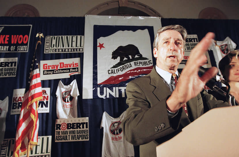 Том Хейден – сенатор штата Калифорния. 1994 год