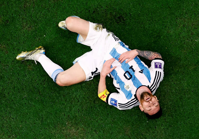 Нападающий сборной Аргентины Лионель Месси после победы в матче против Хорватии