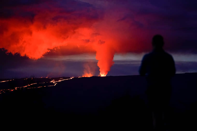 Извержение вулканов Шивелуч и Мауна-Лоа