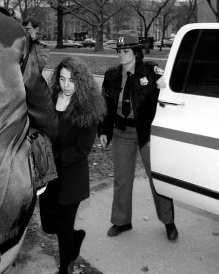 До вынесения приговора Эми Фишер была отпущена на свободу под залог, частично гарантированный телекомпанией