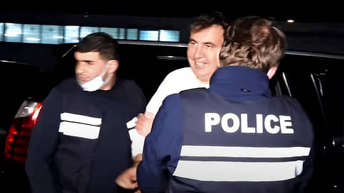 За Михаила Саакашвили готовы вступиться протестами // Врачи предупреждают об угрозе жизни экс-президента Грузии