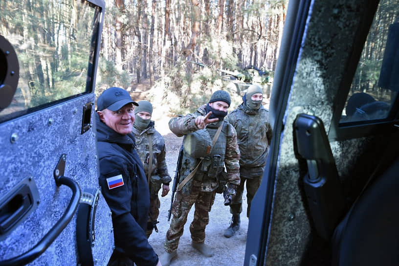 Губернатор Курской области Роман Старовойт посетил позиции мобилизованных на Купянском направлении