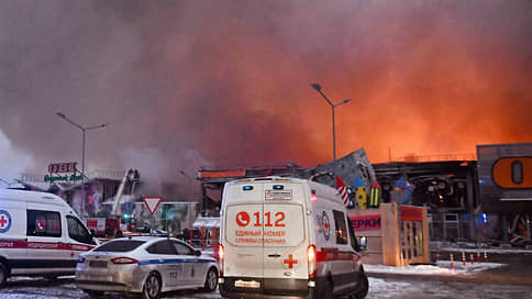Мега огня // В подмосковном ТЦ Мега Химки в пожаре площадью 17 тыс. кв. м сгорел гипермаркет OBI