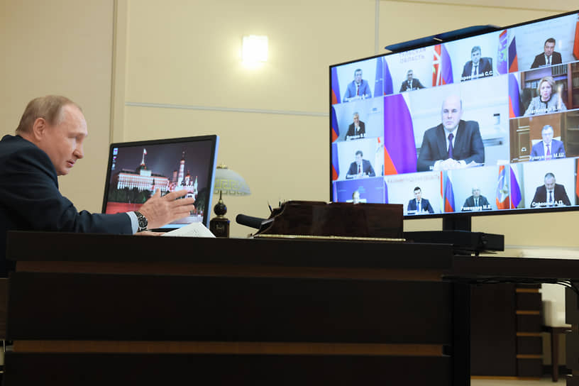 Президент России Владимир Путин во время заседания Совета по стратегическому развитию и национальным проектам в режиме видеоконференци