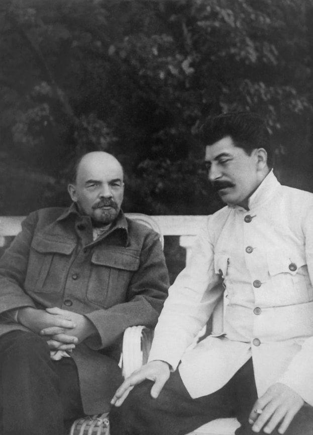 «Мы,— писал И. В. Сталин В. И. Ленину,— ввиду интервенции вынуждены были демонстрировать либерализм Москвы в национальном вопросе»
