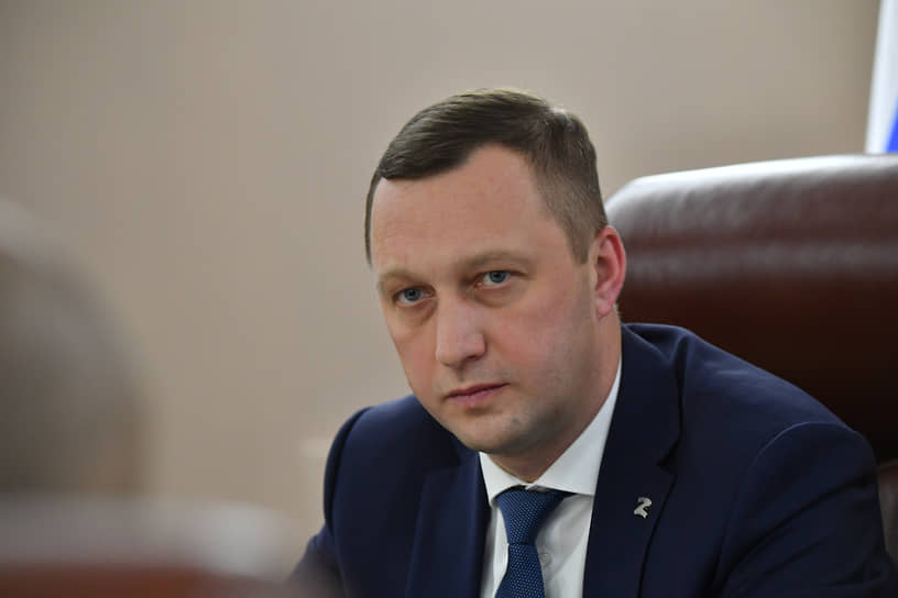 10 мая врио губернатора Саратовской области был назначен Роман Бусаргин. Прежний руководитель области Валерий Радаев, возглавлявший регион с 2012 года, подал в отставку