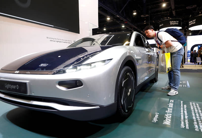 Первый в мире электромобиль на солнечной энергии Lightyear 0