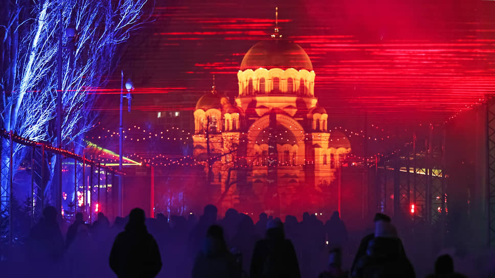 Инсталляции в честь 80-летия победы в Сталинградской битве