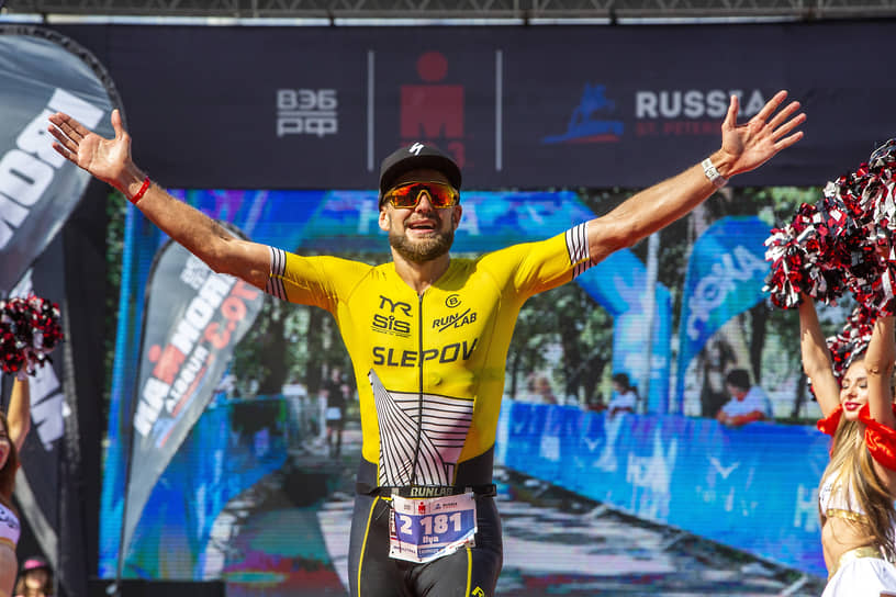 «Я шел к этому восемь лет» &lt;br>
Основатель компании Runlab Илья Слепов стал первым россиянином, который завоевал звание чемпиона мира в категории Ironman 70.3 — 1,9 км плавания, 90 км велогонки и 21 км бега