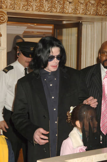 Майкл Джексон со своей дочерью Пэрис