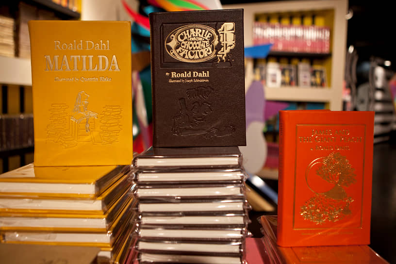 Книги Роальда Даля на прилавке одного из книжных магазинов Нью-Йорка
