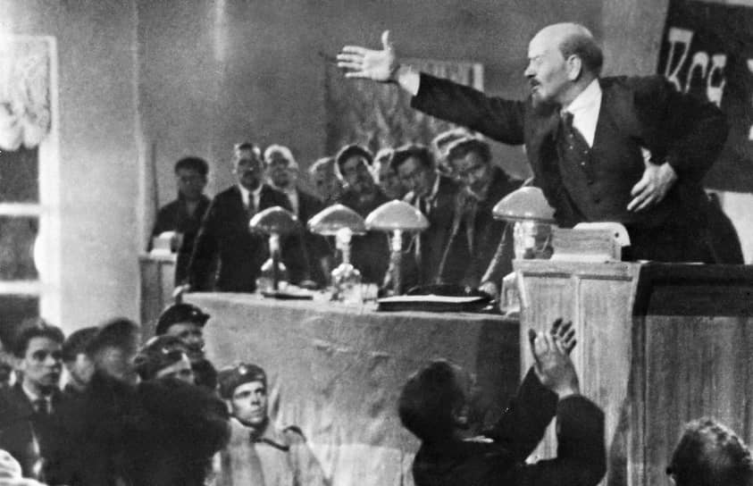 Кадр из фильма «Ленин в Октябре»