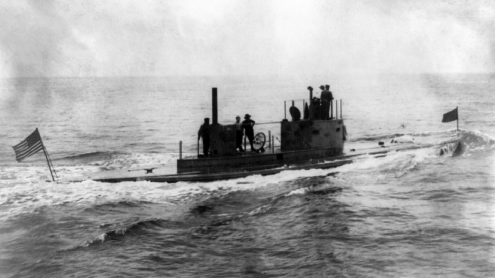«Лейк спроектировал и руководил строительством свыше 50 подводных лодок для флотов США, России и Австро-Венгрии»