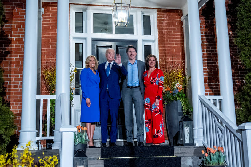 Президент США и первая леди Джо и Джилл Байдены (слева) с премьер-министром Канады Джастином Трюдо и его женой Софи Герегори Трюдо