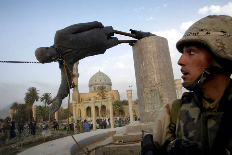 Снос статуи Саддама Хусейна в центре Багдада стал точкой отсчета для нового Ирака