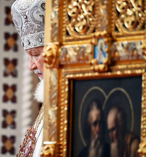 Патриарх Московский и всея Руси Кирилл на пасхальном богослужении в храме Христа Спасителя