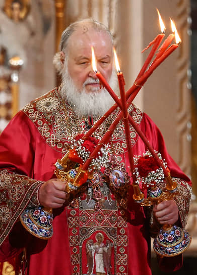 Патриарх Кирилл уверенно провел богослужение