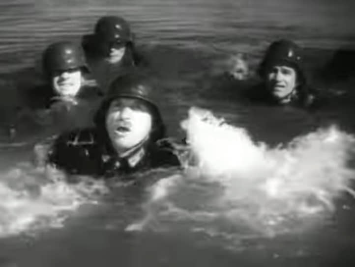 Кадр из фильма «Антоша Рыбкин», 1942 год